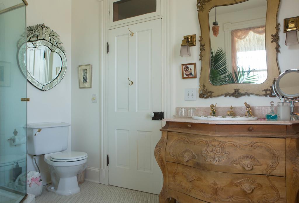 Bed and Breakfast 10 Clarke Frederick Pokoj fotografie