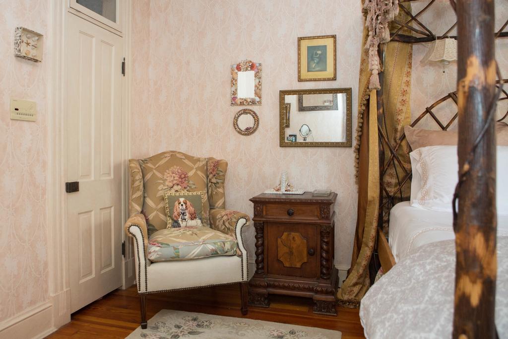 Bed and Breakfast 10 Clarke Frederick Pokoj fotografie